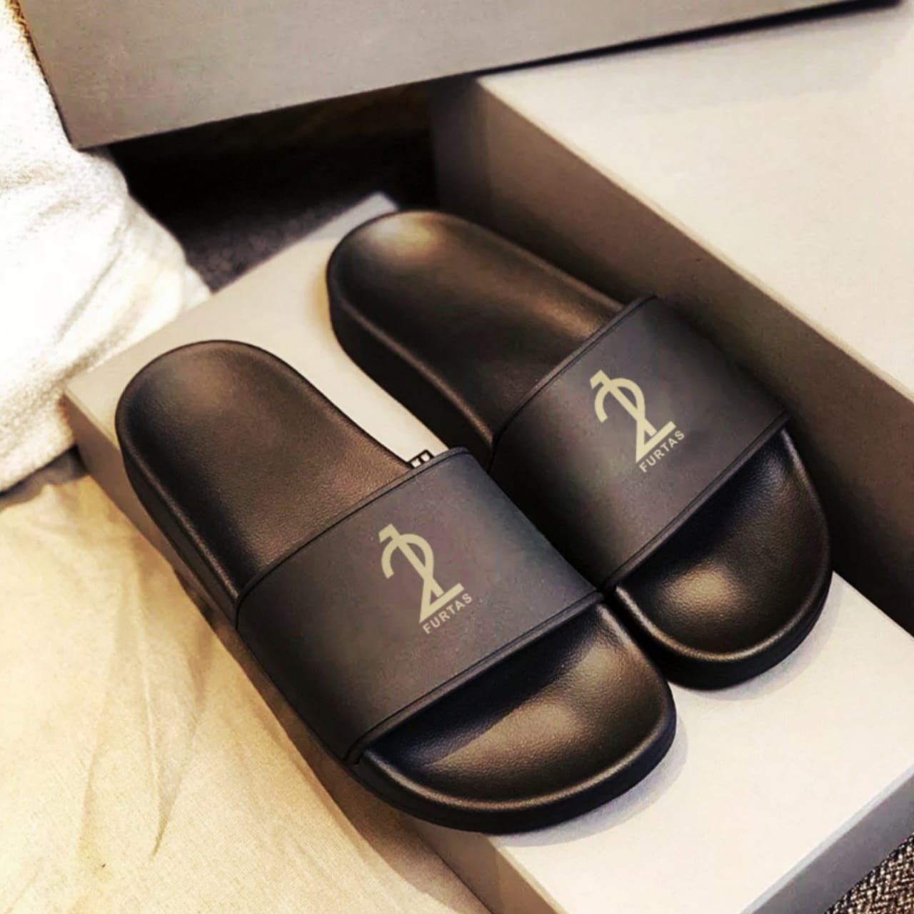 Slippers Man, Woman Indoor