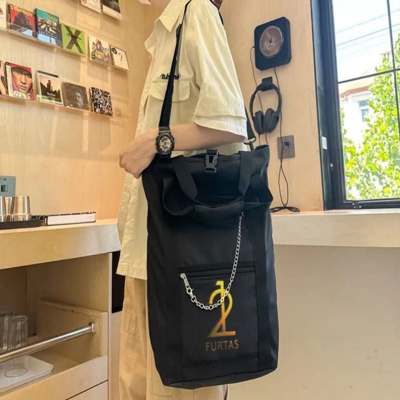 backpack with large capacity fashionable and simple